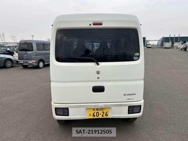 Nissan CLIPPER VAN 2017-06 8008362-8