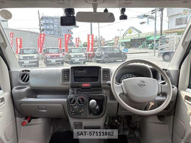 Nissan CLIPPER VAN 2016-05 8008826-2