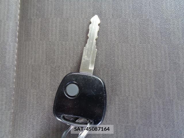 Nissan CLIPPER VAN 2020-02 8008984-19