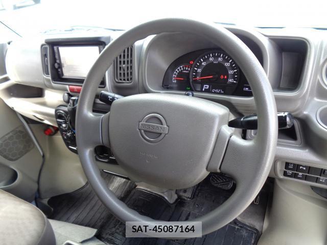 Nissan CLIPPER VAN 2020-02 8008984-9