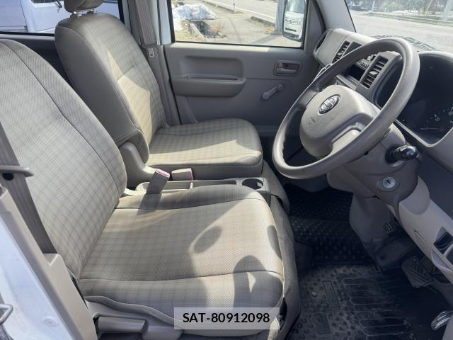 Nissan CLIPPER VAN 2014-10 8009415-13