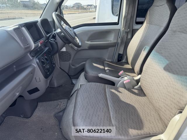 Nissan CLIPPER VAN 2015-12 8009419-13
