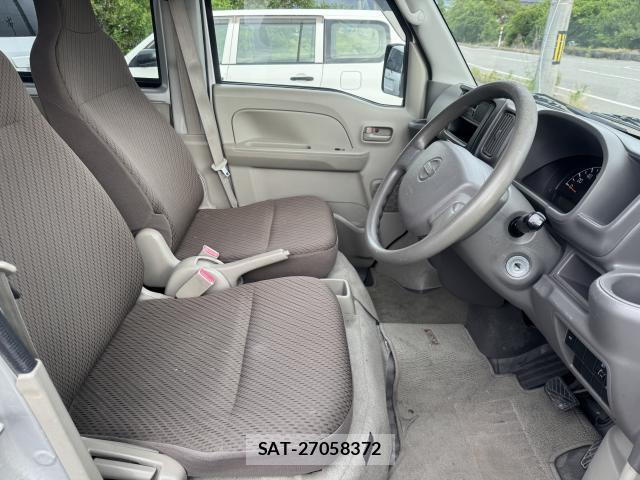 Nissan CLIPPER VAN 2016-05 8009422-13