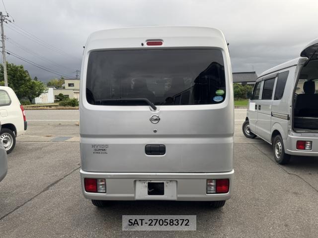 Nissan CLIPPER VAN 2016-05 8009422-3