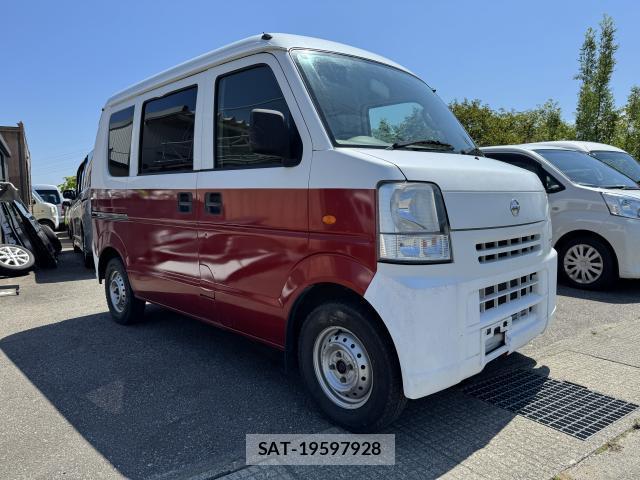 Nissan CLIPPER VAN 2015-01 8009426-1