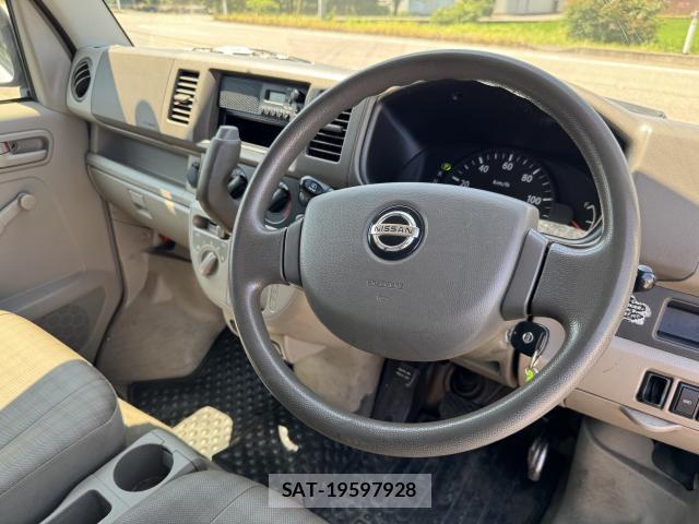 Nissan CLIPPER VAN 2015-01 8009426-14