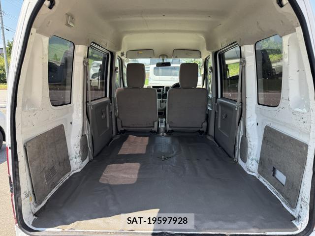 Nissan CLIPPER VAN 2015-01 8009426-17
