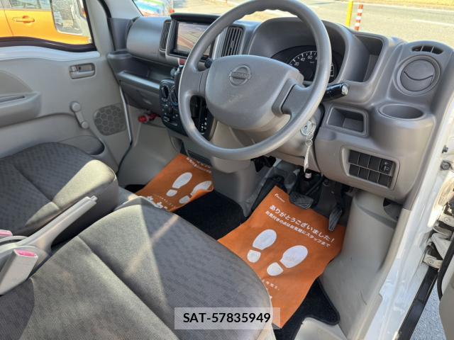 Nissan CLIPPER VAN 2015-11 8009504-8