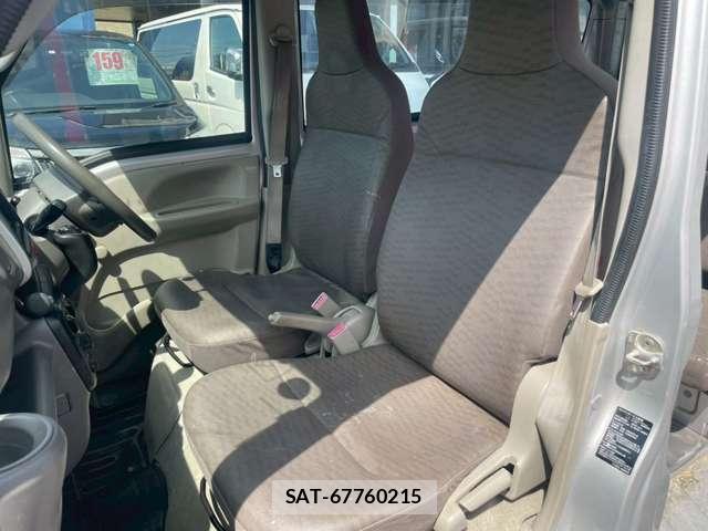Nissan CLIPPER VAN 2017-11 8009772-12
