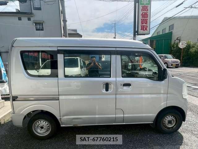 Nissan CLIPPER VAN 2017-11 8009772-7