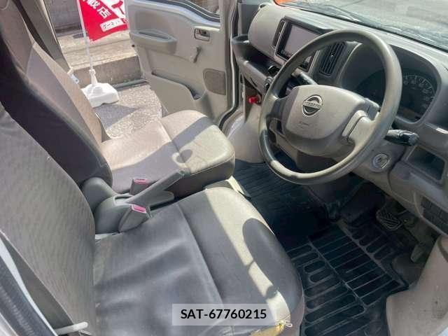 Nissan CLIPPER VAN 2017-11 8009772-9