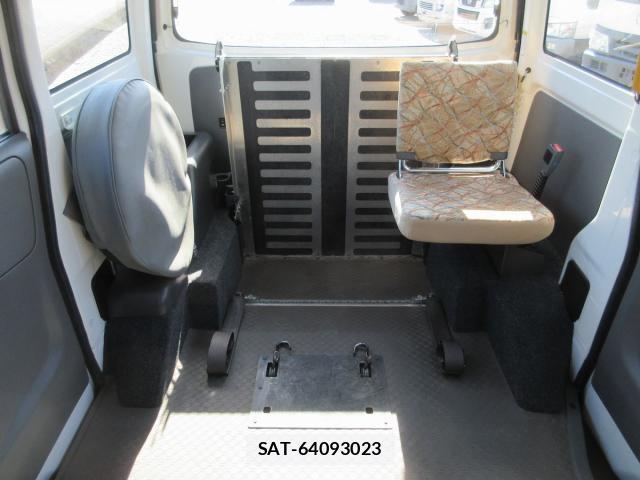 Nissan CLIPPER VAN 2013-03 8009798-8