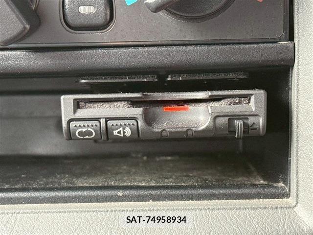 Nissan CLIPPER VAN 2013-10 8010345-10