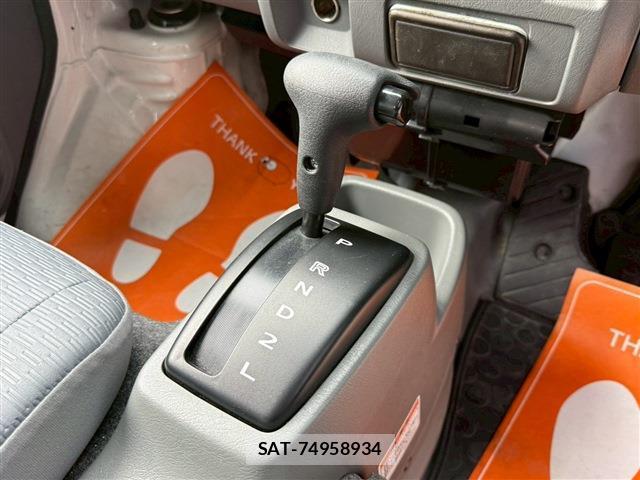 Nissan CLIPPER VAN 2013-10 8010345-16