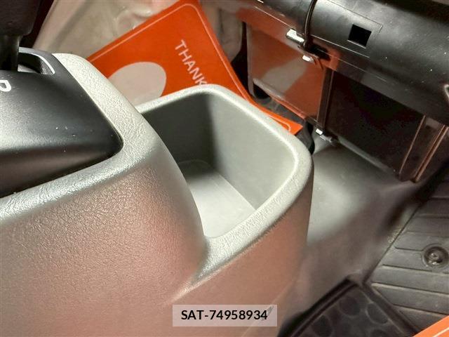 Nissan CLIPPER VAN 2013-10 8010345-18