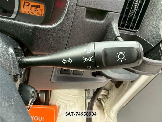Nissan CLIPPER VAN 2013-10 8010345-7