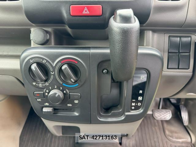 Nissan CLIPPER VAN 2018-06 8010575-10