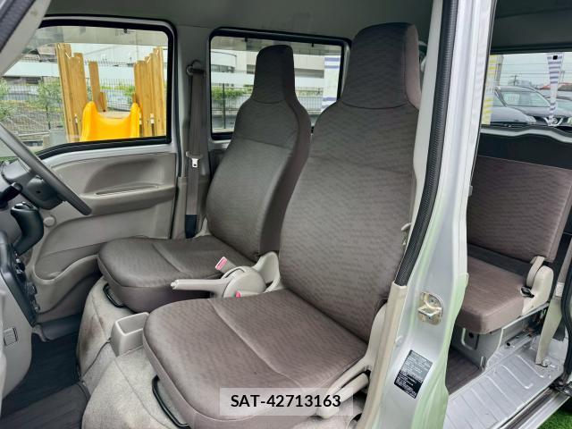 Nissan CLIPPER VAN 2018-06 8010575-12