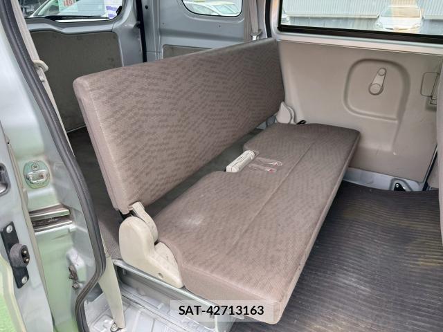 Nissan CLIPPER VAN 2018-06 8010575-5