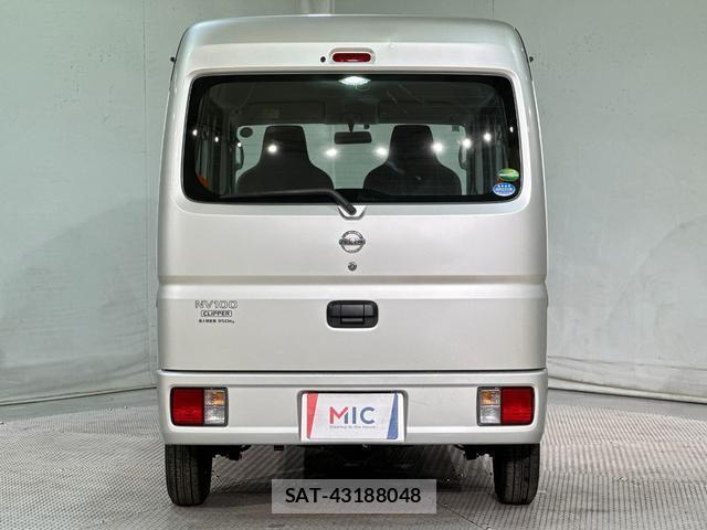 Nissan CLIPPER VAN 2017-10 8011232-12