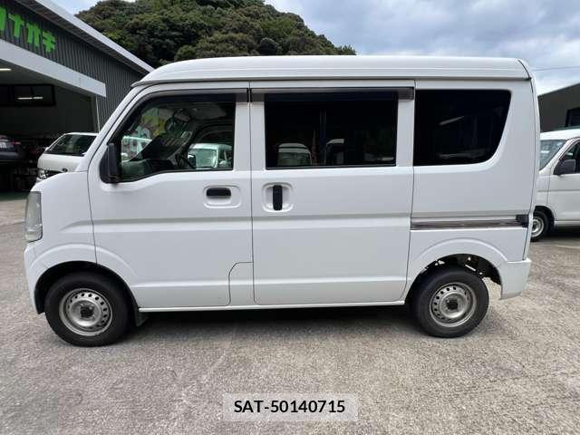 Nissan CLIPPER VAN 2017-06 8011710-2