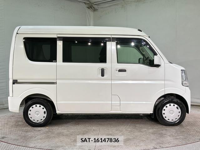 Nissan CLIPPER VAN 2017-09 8012607-12