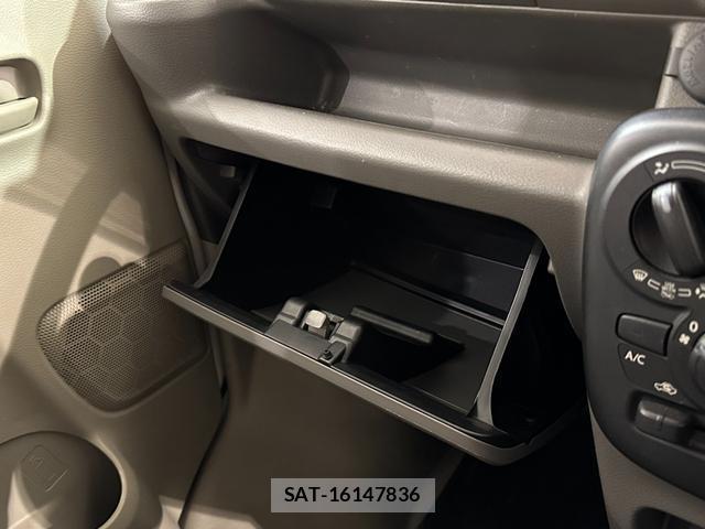 Nissan CLIPPER VAN 2017-09 8012607-7
