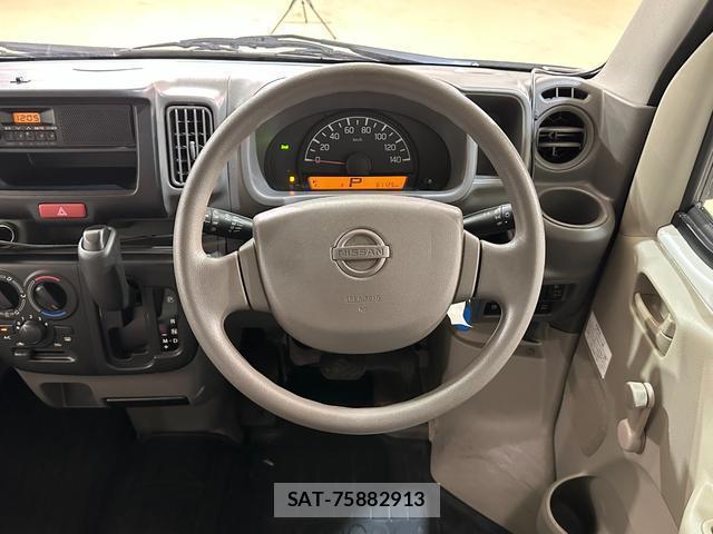 Nissan CLIPPER VAN 2018-04 8012653-2
