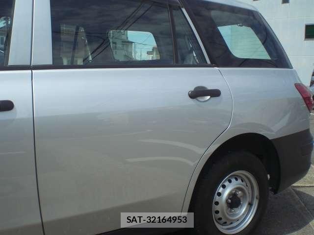 Nissan NV150 AD 2017-03 8003715-13