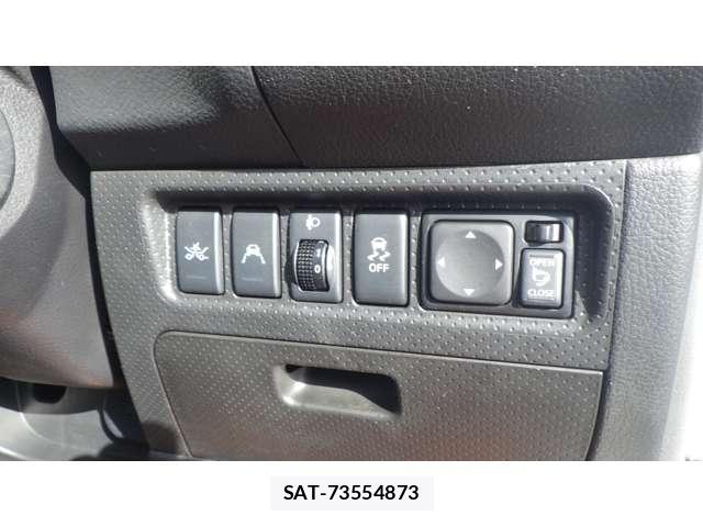 Nissan NV150 AD 2021-03 8004378-9