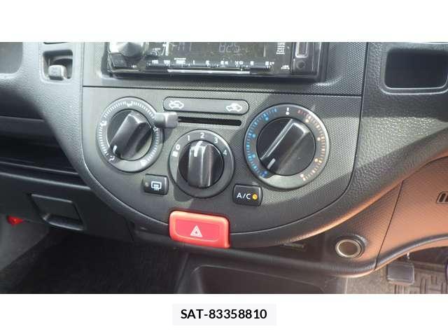Nissan NV150 AD 2017-03 8004386-11