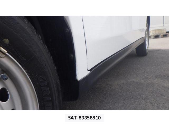 Nissan NV150 AD 2017-03 8004386-19
