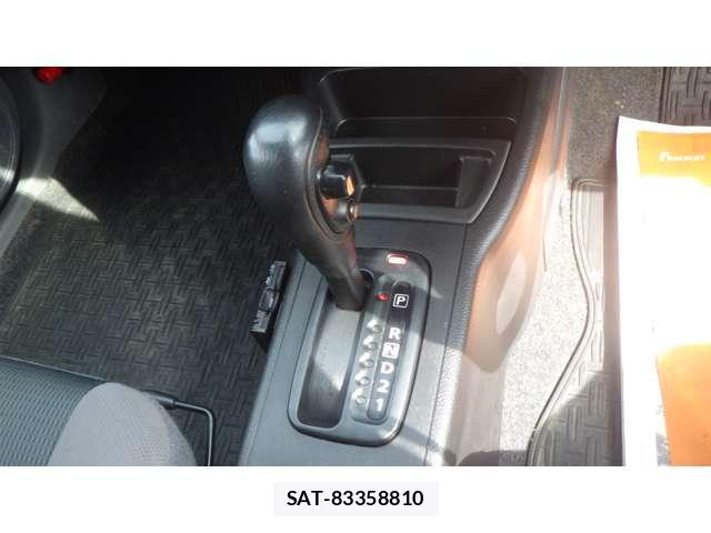 Nissan NV150 AD 2017-03 8004386-9