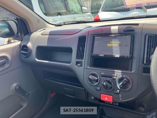 Nissan NV150 AD 2017 8006283-15