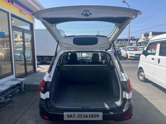 Nissan NV150 AD 2017 8006283-4