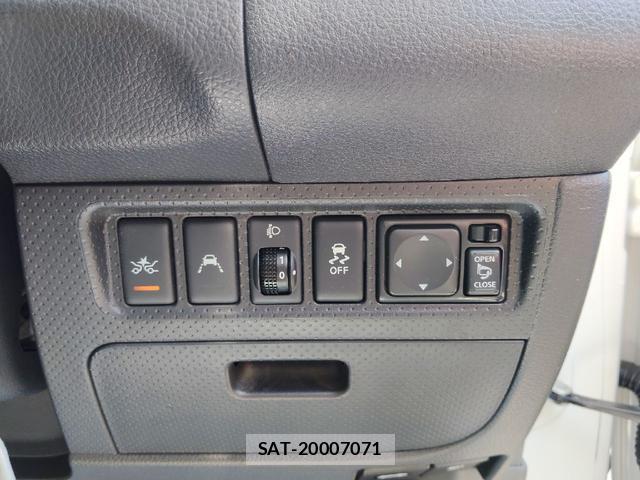 Nissan NV150 AD 2019-04 8006288-12