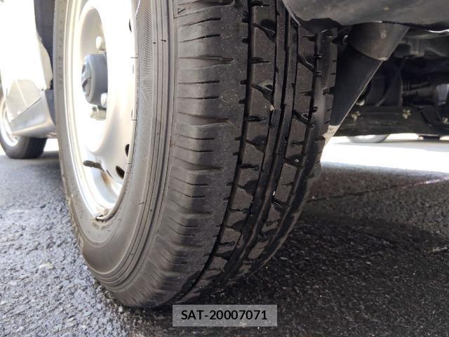 Nissan NV150 AD 2019-04 8006288-19