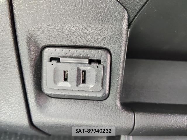 Nissan NV150 AD 2020-04 8006290-16
