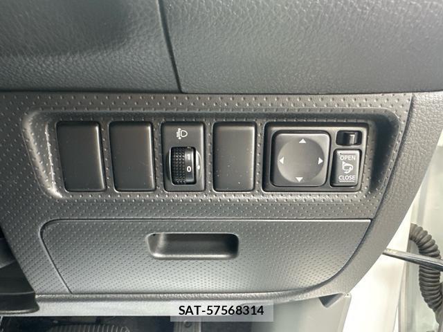 Nissan NV150 AD 2019-02 8008500-6