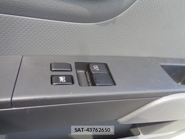 Nissan NV150 AD 2020-06 8009435-6