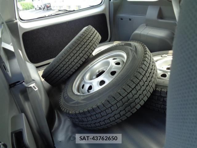 Nissan NV150 AD 2020-06 8009435-7