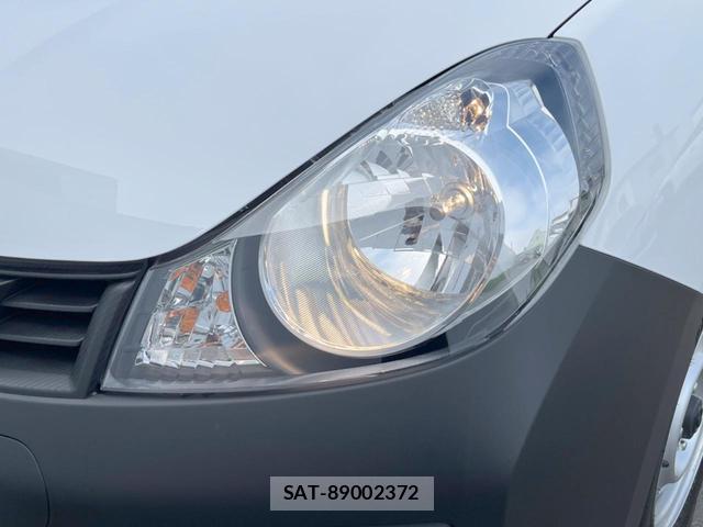 Nissan NV150 AD 2018-03 8010136-12
