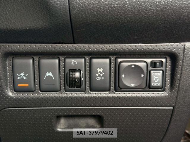 Nissan NV150 AD 2019-08 8010504-6