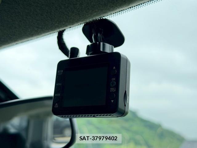 Nissan NV150 AD 2019-08 8010504-9