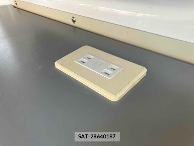 Nissan VANETTE VAN 2018-06 8006284-9