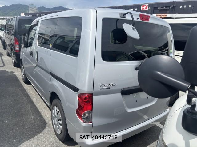 Nissan VANETTE VAN 2018-05 8009779-3