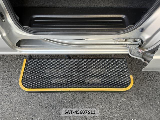 Nissan VANETTE VAN 2016-04 8010353-7