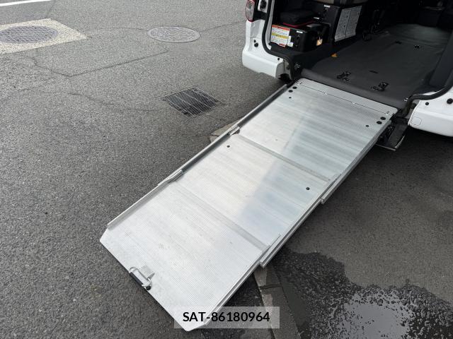 Nissan VANETTE VAN 2018-09 8010355-7