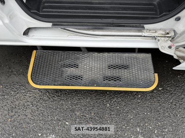 Nissan VANETTE VAN 2013-11 8010359-8