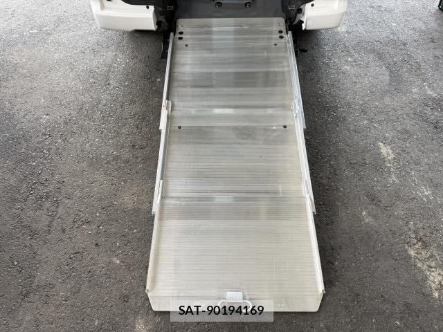 Nissan VANETTE VAN 2014-02 8010363-7